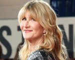 The White Lotus 4, nelle nuove immagini Laura Dern e Chris Messina fanno i divi a Cannes