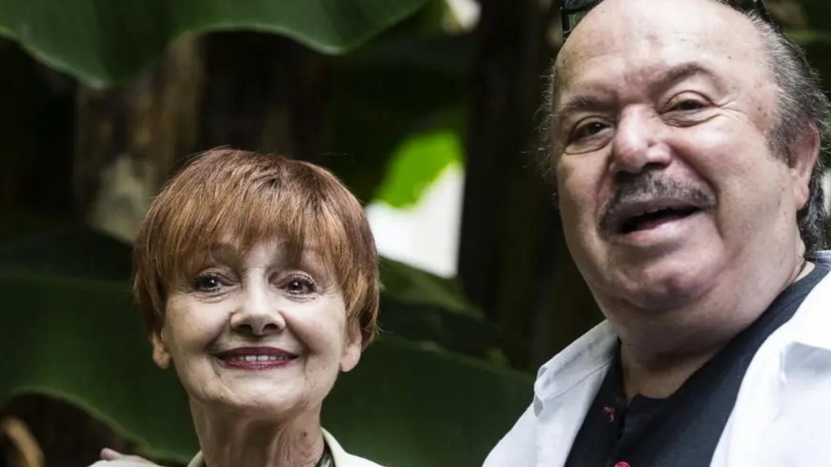 un medico in famiglia la reunion tra nonno libero e tutti i nipoti a la volta buona da Movieplayer.it un medico in famiglia la reunion tra nonno libero e tutti i nipoti a la volta buona