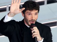 Sanremo cambia il numero dei big in gara nel 2027? Gara ridotta e ritmo più 'veloce'