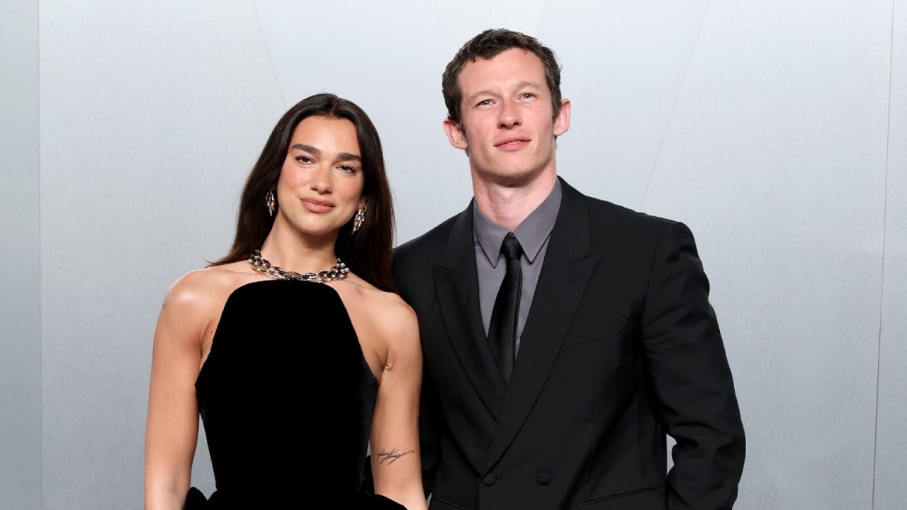 Callum Turner e Dua Lipa a Palermo per la festa di nozze: Bagheria è blindata