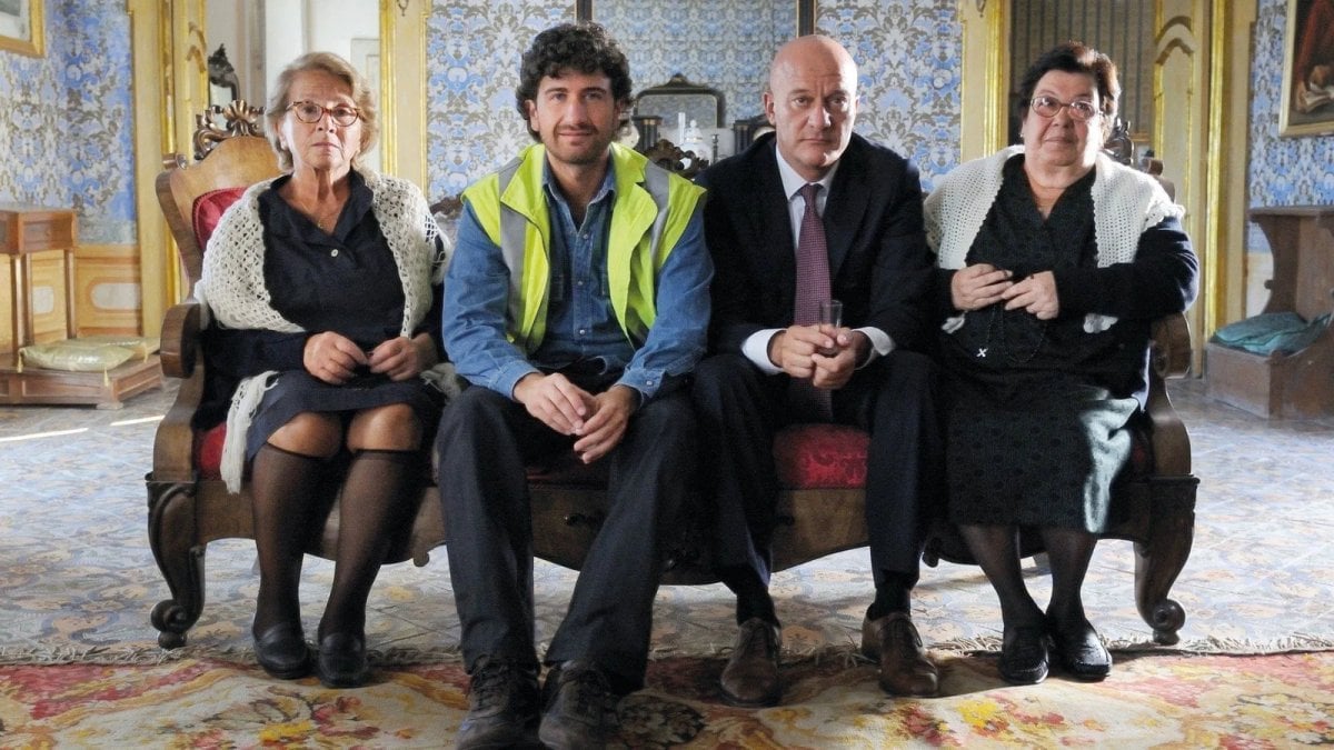 bentornati al sud claudio bisio e alessandro siani a castellabate per le riprese del terzo film da Movieplayer.it bentornati al sud claudio bisio e alessandro siani a castellabate per le riprese del terzo film