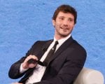 Sanremo 2027, ecco le date: Stefano De Martino le svela via social