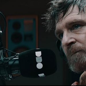 Paul Anderson è Andrew