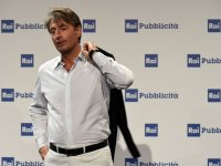 Milo Infante e Mediaset ufficializzano l'accordo: scossone nel telemercato TV