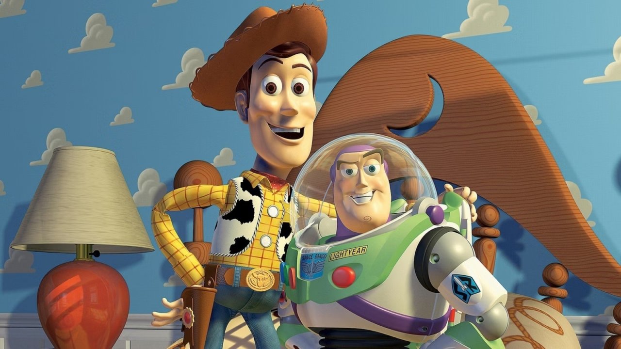 Buzz e Woody in Toy Story 5