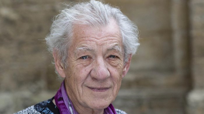 Ian McKellen ospite stasera de Il Cinema in Piazza: a Monte Ciocci presenta “Le vacanze del signor Hulot”