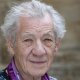 Ian McKellen ospite stasera de Il Cinema in Piazza: a Monte Ciocci presenta “Le vacanze del signor Hulot”