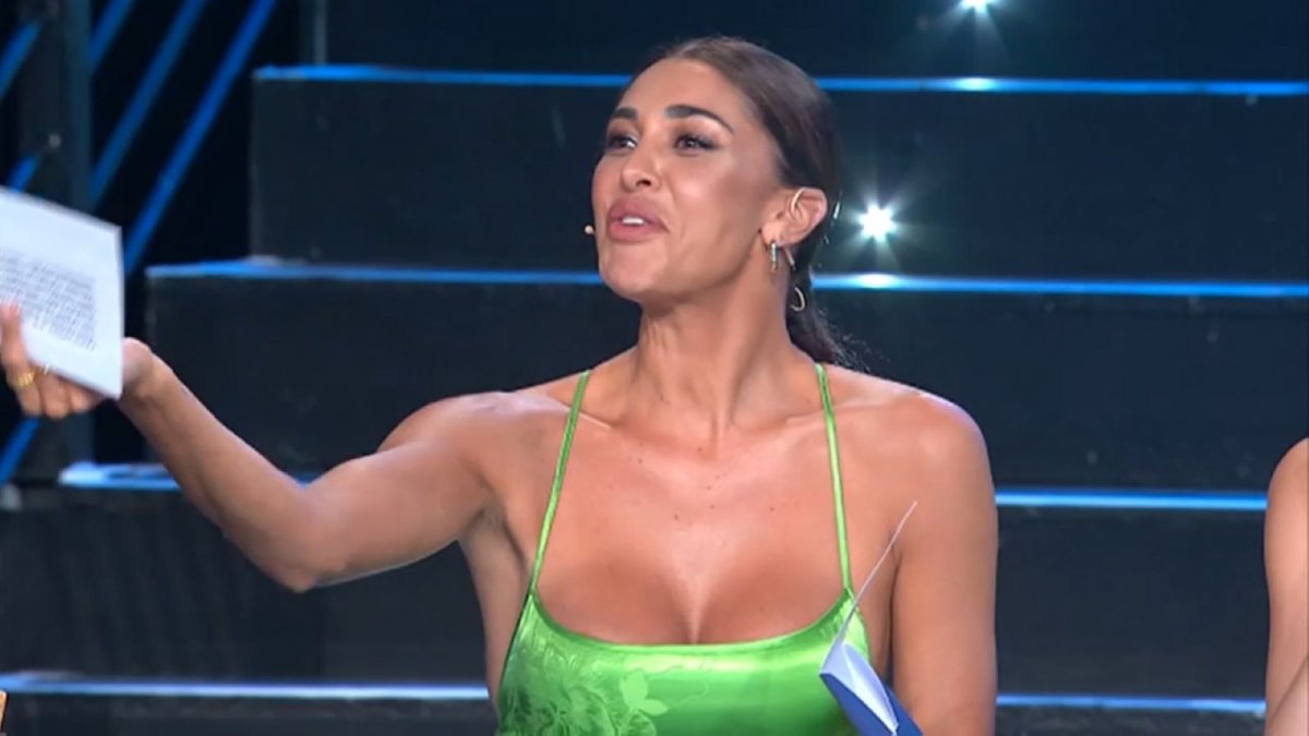 bel233n rodr237guez torna in tv il piano di maria de filippi per t250 s237 que vales da Movieplayer.it bel233n rodr237guez torna in tv il piano di maria de filippi per t250 s237 que vales