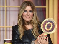 L'Isola dei famosi: ecco il cast completo che Selvaggia Lucarelli dovrà tenere a bada