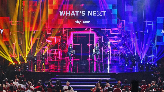 Cosa vedere su Sky e NOW nel 2026 e 2027: Da X Factor agli 883, tutti gli annunci