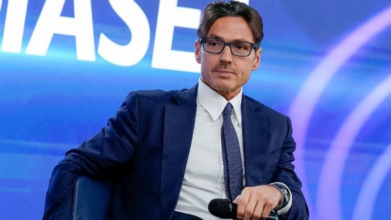 Barbara D'Urso, Pier Silvio Berlusconi rompe il silenzio: “Ma quale veto?”