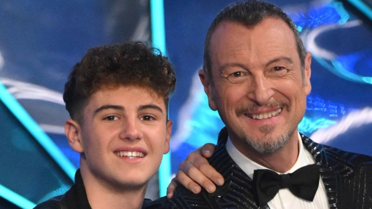 il figlio di amadeus far224 un bellissimo sanremo da dove nasce il commento virale da Movieplayer.it il figlio di amadeus far224 un bellissimo sanremo da dove nasce il commento virale