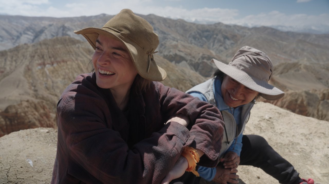 Kasia Smutniak torna in Nepal con Mustang, documentario sospeso tra "amore e memoria"