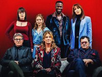 Election Day, la recensione: tra scontri ideologici e farsa familiare