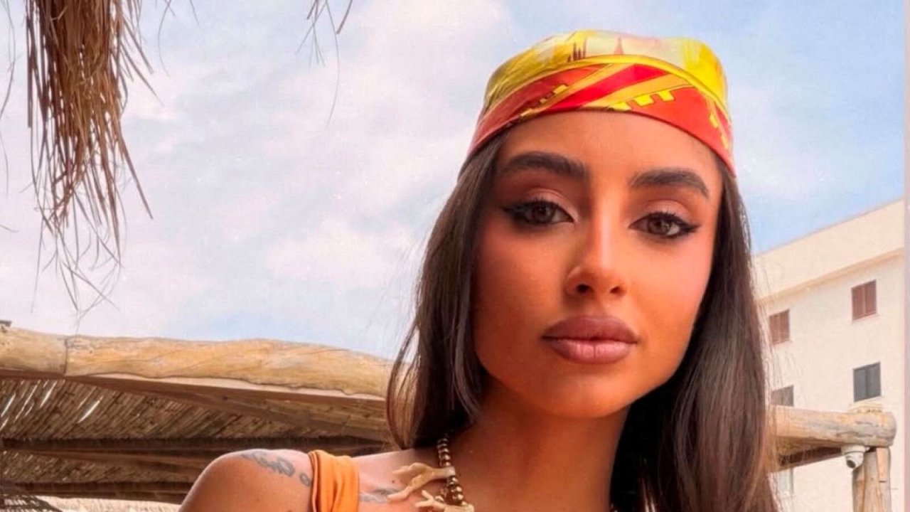Temptation Island, Cristian si avvicina a Flavia Punzo: chi è la tentatrice del villaggio