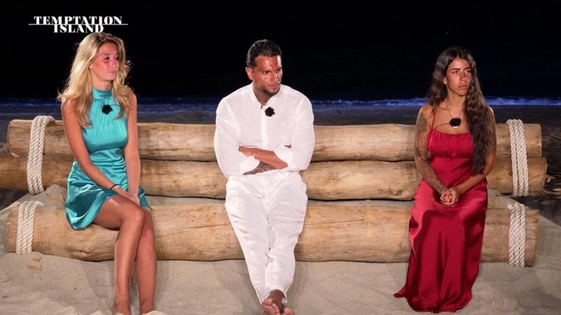 Temptation Island, pagelle del 13 luglio: Rosario fa la fine dei bott'a muro, Cristian prossimo tronista (8)