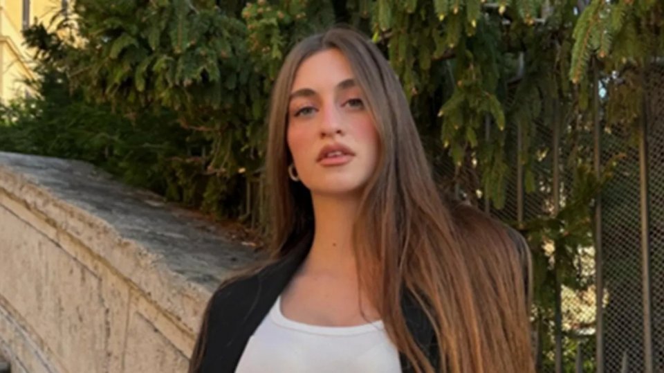 Sary Iurato Tentatrice