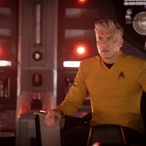 Star Trek: Strange New Worlds 4: Anson Mount in un'immagine della serie