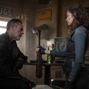 The Walking Dead: Dead City 3, Jeffrey Dean Morgan e Lauren Cohan in una scena
