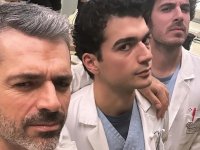 Doc - Nelle tue mani, il cast è inseparabile: l'amicizia speciale che unisce Luca Argentero e gli altri