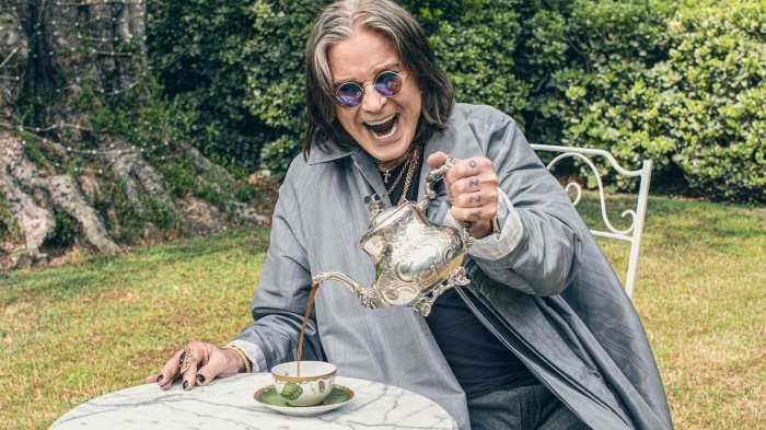 Ozzy Osbourne diventa il protagonista di una casa infestata agli Universal Studios in America