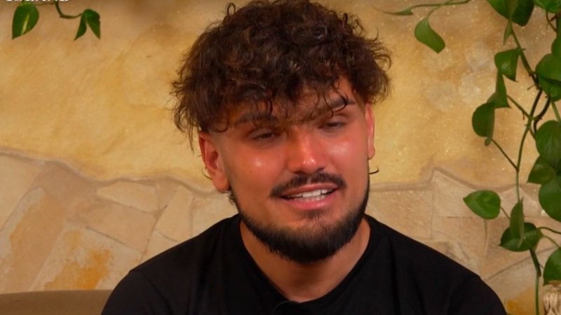 Temptation Island, Giovanni Grazioso si prende una pausa: 'Momento molto delicato'