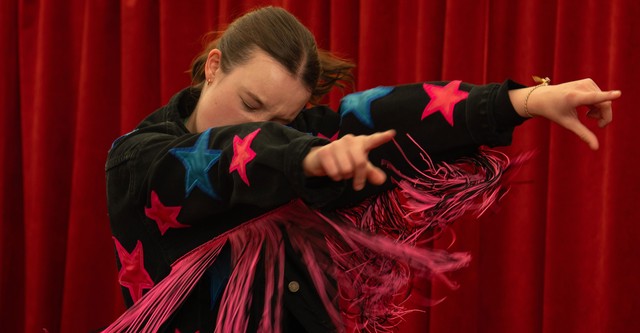 Bella Ramsey Sunny Dancer