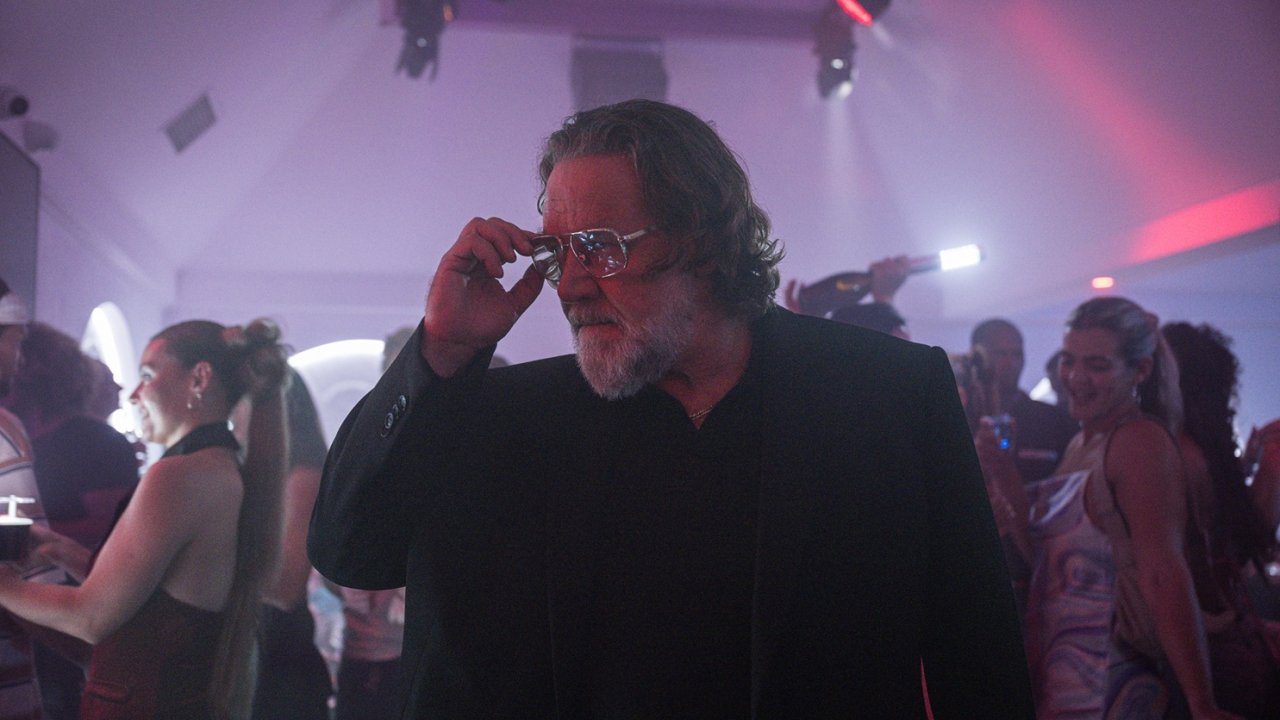 Russell Crowe in una scena di Bear Country