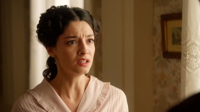 La Promessa anticipazioni 7 agosto: Angela abbandona Curro e rinuncia alla fuga