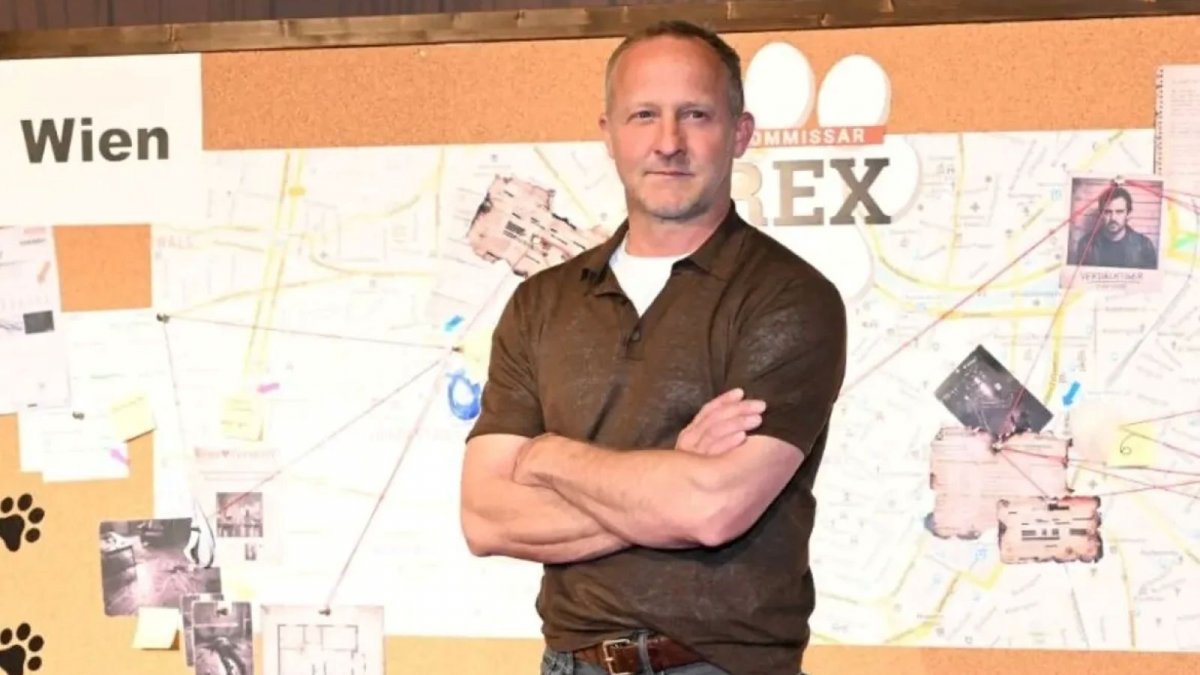 il commissario rex stasera su rai 2 trama e durata dell8217episodio del 6 agosto da Movieplayer.it il commissario rex stasera su rai 2 trama e durata dell8217episodio del 6 agosto