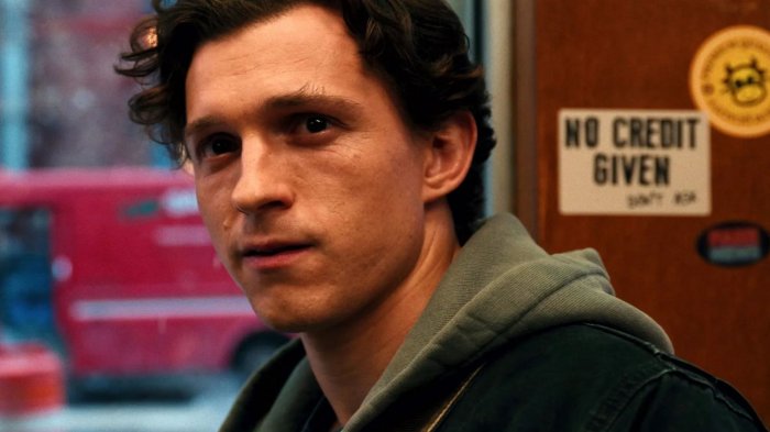 Tom Holland non dovrebbe lasciare l'MCU prima di Spider-Man 7, e c'è un motivo