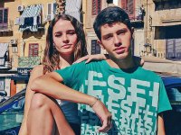Ketticé, la recensione: le 'canne', Berlusconi e il vuoto dell'adolescenza nel film con Monica Bellucci