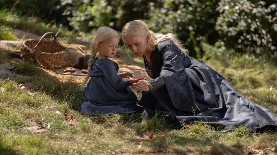 Phia Saban Helaena House Of The Dragon