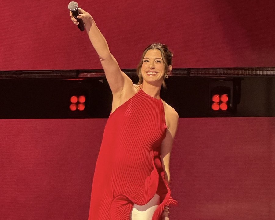 Anne Hathaway D23