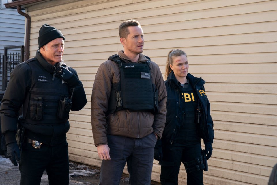 Chicago Pd Crossover