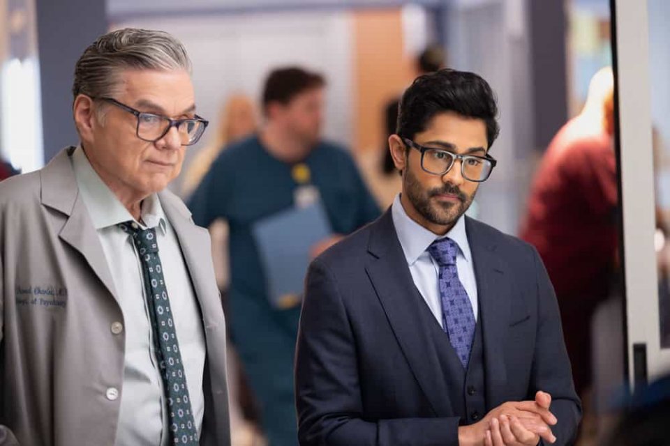 Oliver Platt Manish Dayal