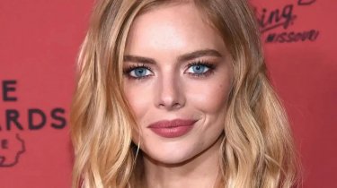 Samara Weaving 1 Jpg 1600X900 Crop Q85