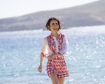 Emily in Paris 6, non fatevi ingannare dalle prime foto al mare: la serie arriva a Natale su Netflix