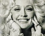 Dolly Parton, icona dal cuore d’oro: le migliori canzoni della regina del country