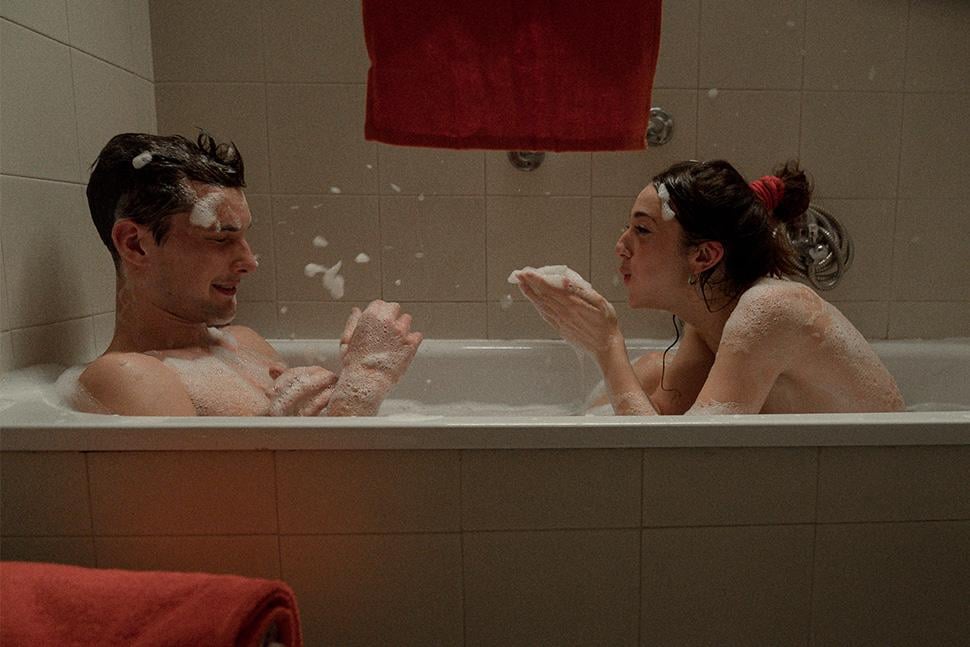 la citt224 dei vivi recensione l ipotesi della tenerezza secondo lo splendido film di edoardo gabbriellini da Movieplayer.it la citt224 dei vivi recensione l ipotesi della tenerezza secondo lo splendido film di edoardo gabbriellini