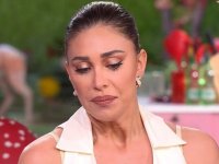Belen risponde a Corona dopo Falsissimo: 'I reati sono reati, si fermasse per i suoi figli'