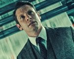 Ink, recensione: il cinema forsennato di Danny Boyle è un atto d'accusa al giornalismo moderno