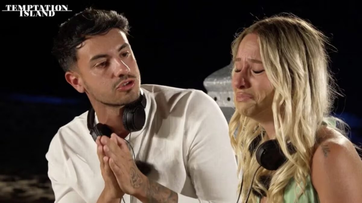 temptation island e poi e poi raddoppia nella seconda puntata il duro confronto tra cristian e soraya da Movieplayer.it temptation island e poi e poi raddoppia nella seconda puntata il duro confronto tra cristian e soraya
