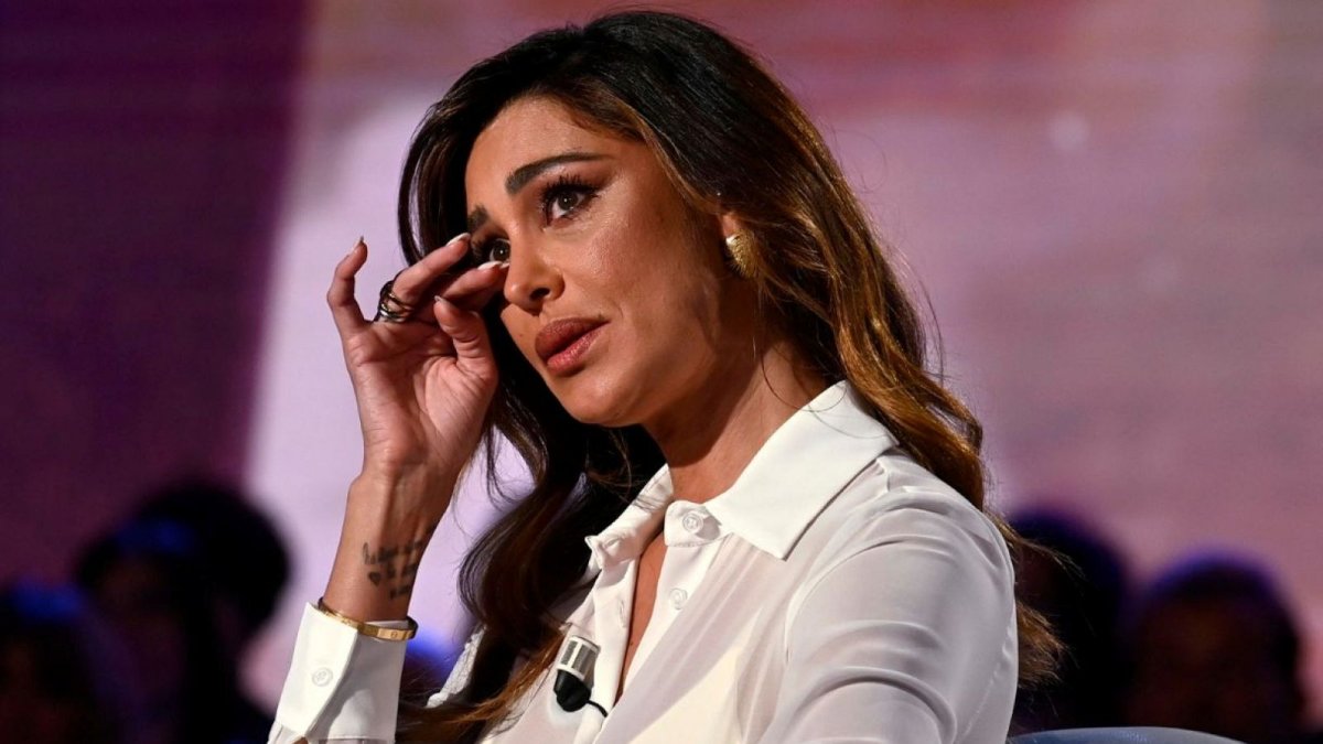 belen dopo corona il messaggio sui social e il gesto verso stefano de martino e diletta leotta da Movieplayer.it belen dopo corona il messaggio sui social e il gesto verso stefano de martino e diletta leotta