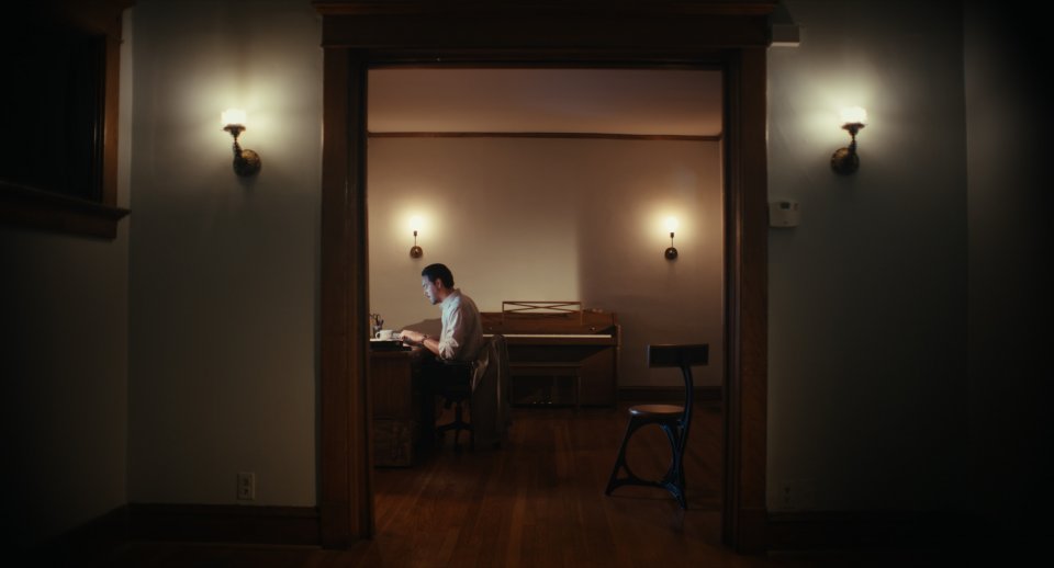 The Basics Of Philosophy   Actor Jack Huston V9Zzuji