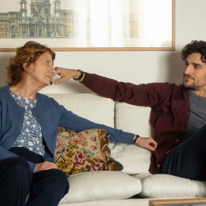 Succederà questa notte: Louis Garrel insieme alla mamma cinematografica Angela Finocchiaro
