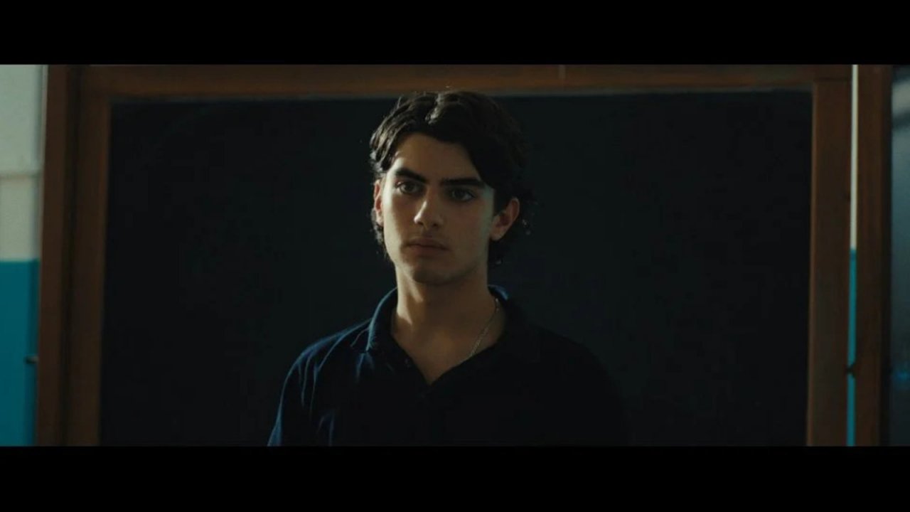 Samuele Carrino è il protagonista Vincenzo
