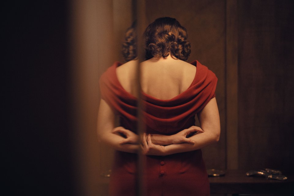 Woman Unknown Mathilde Arcel Schiena