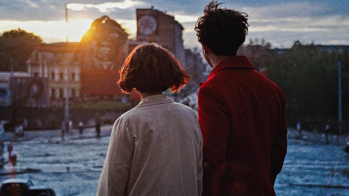 Dau, recensione: la storia del fisico punk e sessuomane anti-URSS è un'opera monumentale, ma estenuante