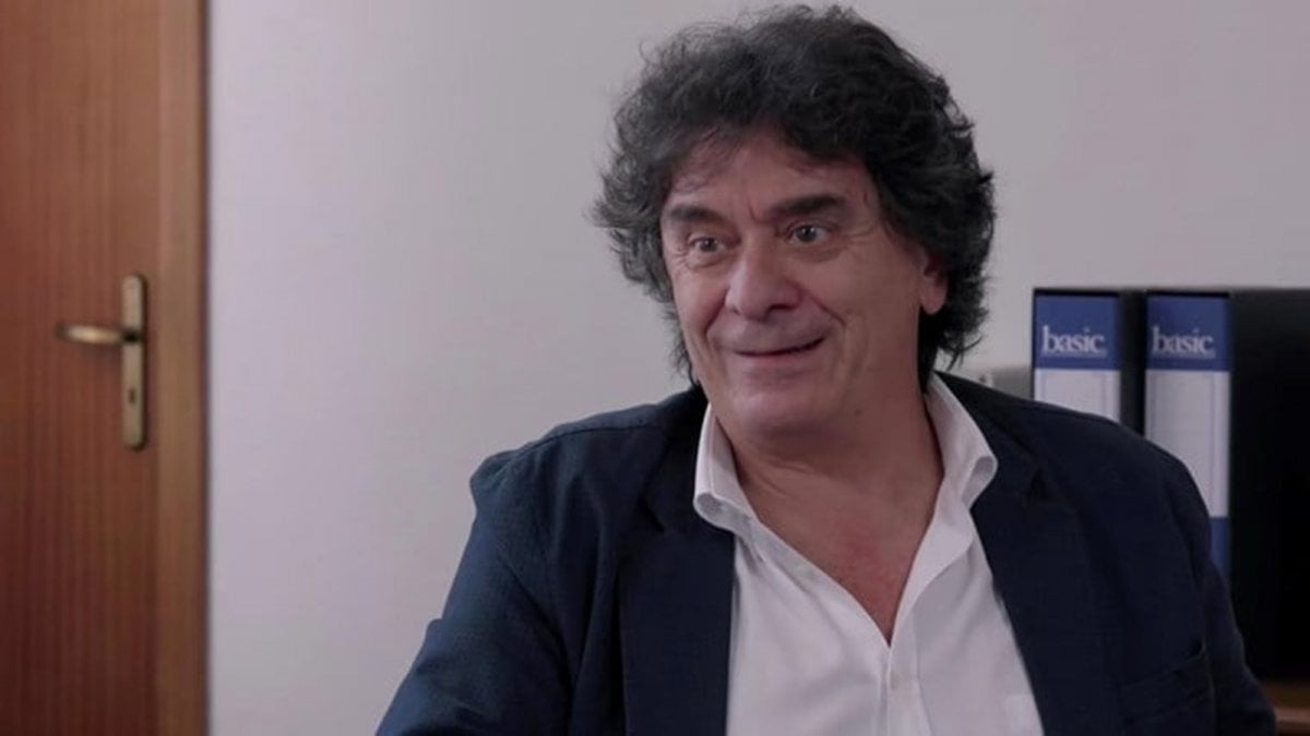 un posto al sole anticipazioni 21 settembre eduardo non ha scampo nella morsa di grillo da Movieplayer.it un posto al sole anticipazioni 21 settembre eduardo non ha scampo nella morsa di grillo